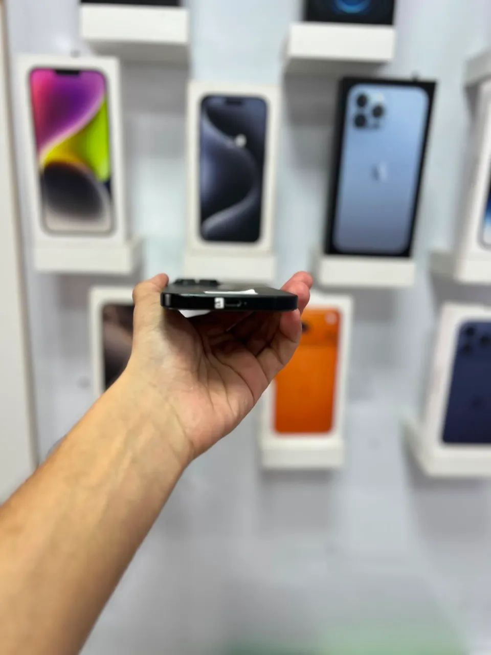 iPhone 16 Pro Max - 256GB  ?5.500,00 - Foto 3