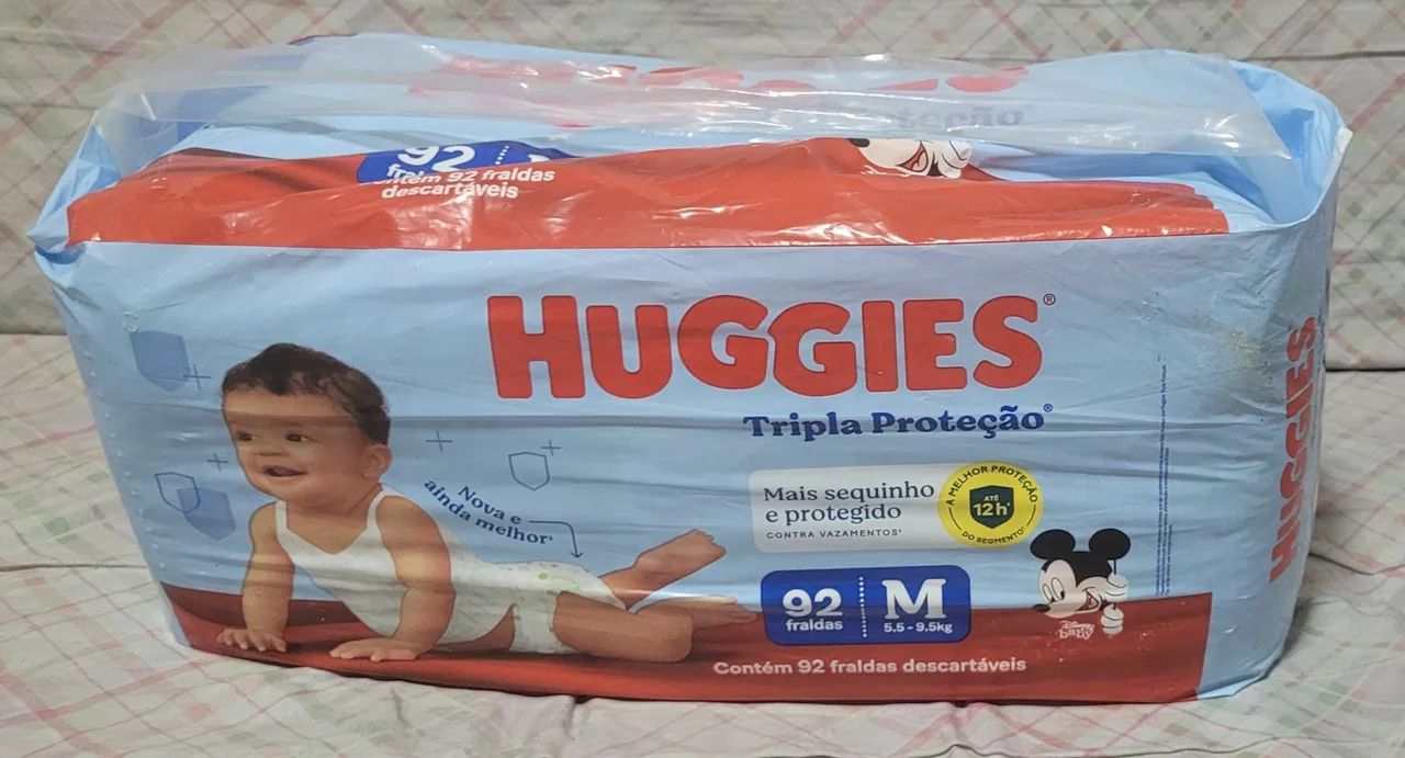 Fralda Huggies M - 92 unidades