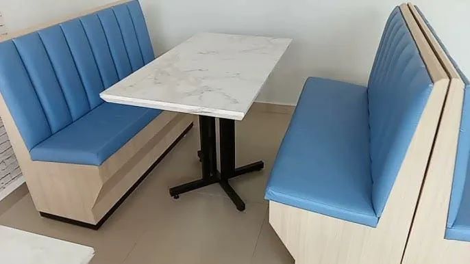 Conjunto mesa + poltronas booth - Foto 4