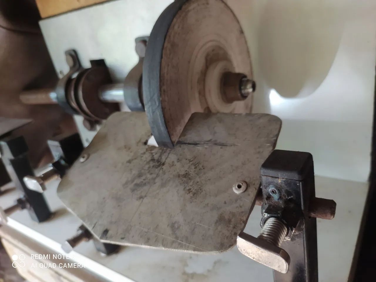 Vendo máquina para afiação de alicates de cutícula  - Foto 2