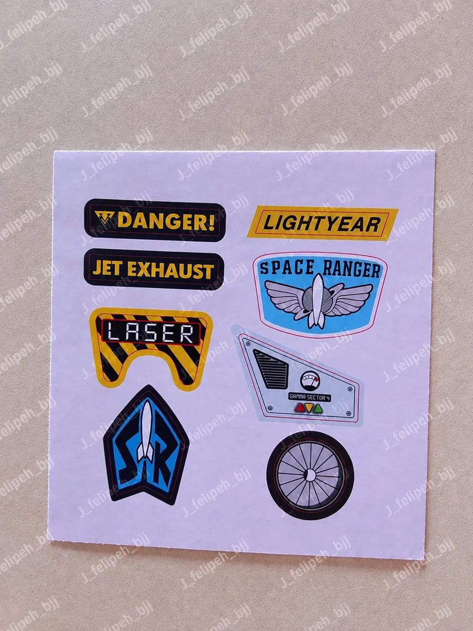 Kit adesivos para o buzz lightyear  - Foto 2