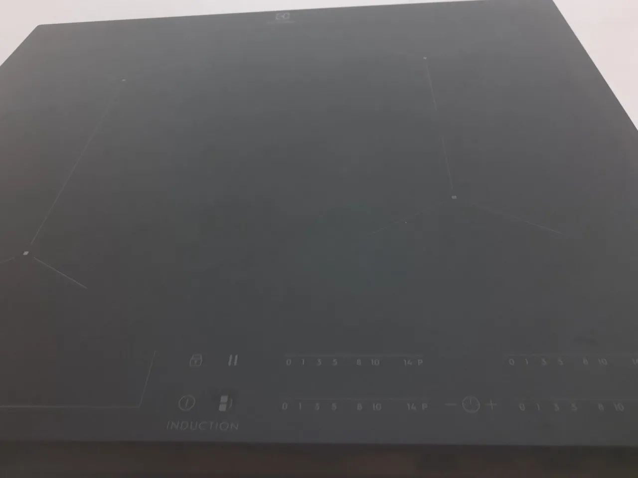 Electrolux Cooktop de Indução IE60P 4 zonas e Painel Touch Preto 220V - Foto 3