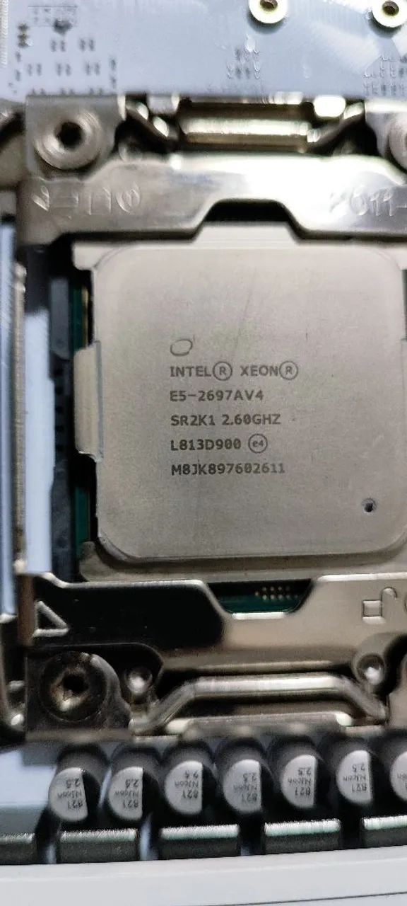 Placa mae x99 qydia d4 com processador xeon e5 2697a v4 - Foto 3