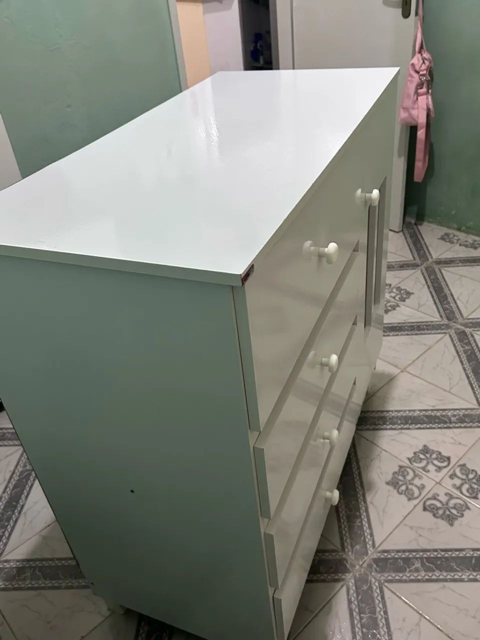 Cômoda Infantil com Guarda-Roupa e Porta de Vidro - Foto 5