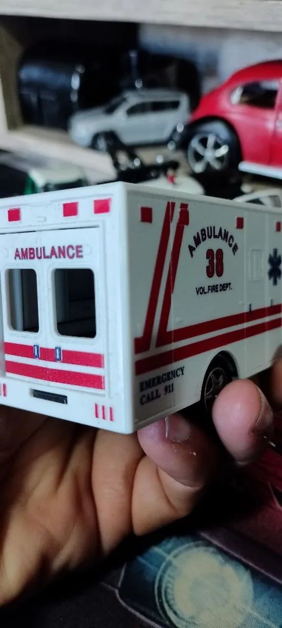 Miniatura de  Ambulância  - Foto 4