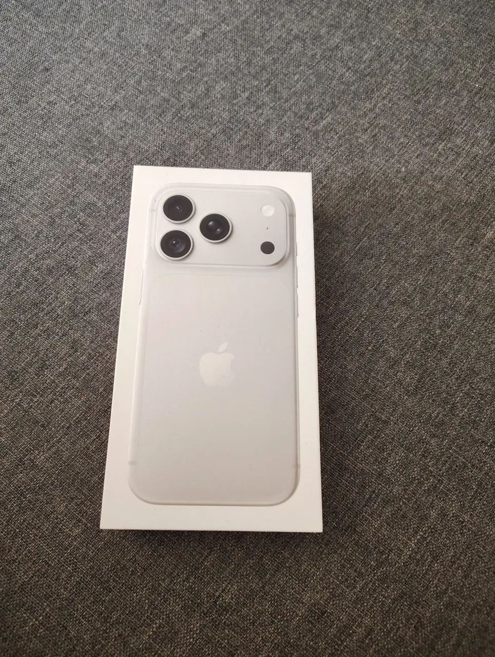 Iphone 18 pro Silver 256Gb