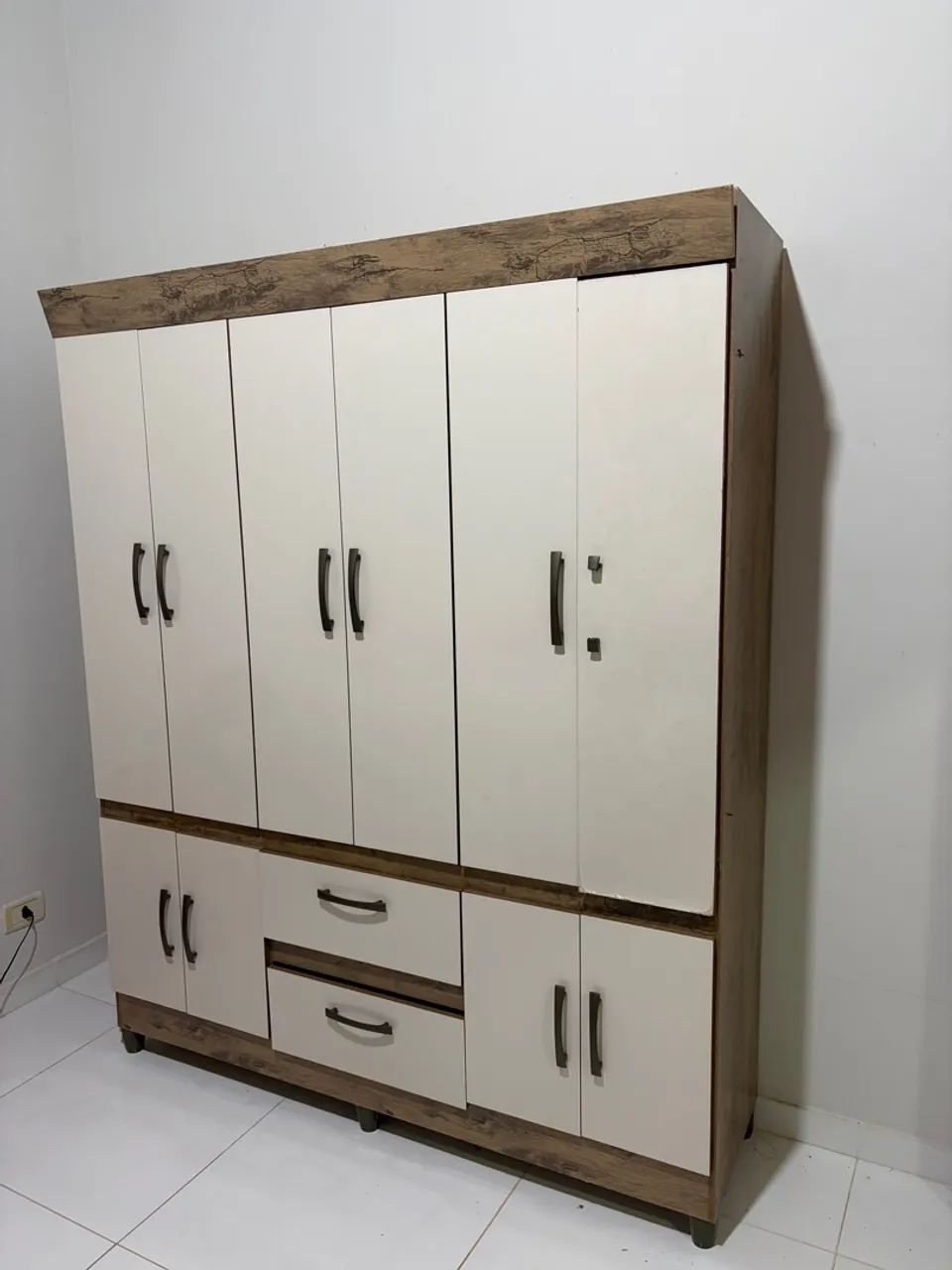 Guarda roupa usado