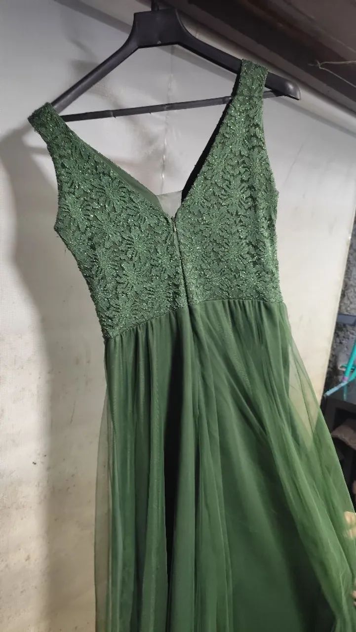 Vestido madrinha verde oliva 