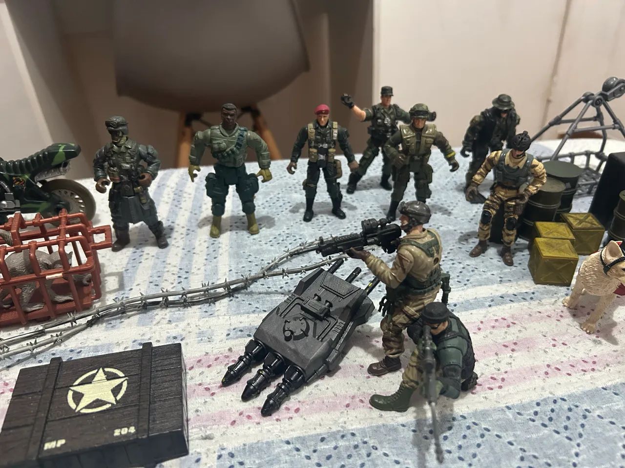 Brinquedos comando em ação  - Foto 4