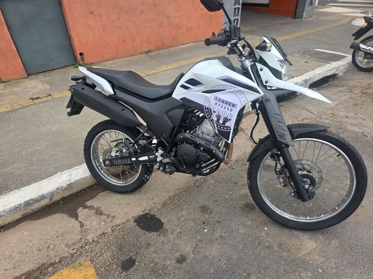 Xtz lander 250 2023 - Foto 4