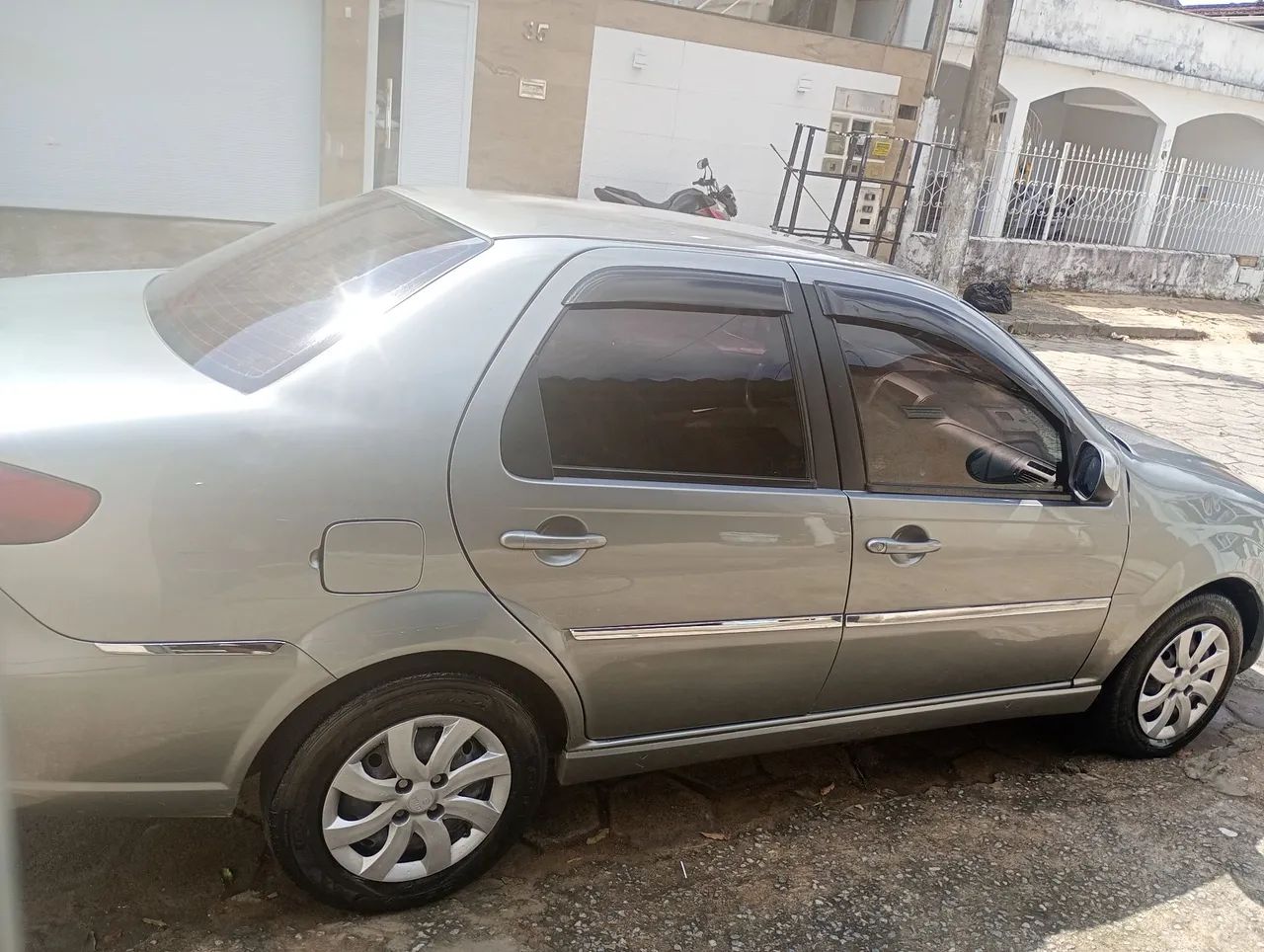 Fiat Siena SIENA ESSENCE 1.6 FLEX 16V 4P 2012