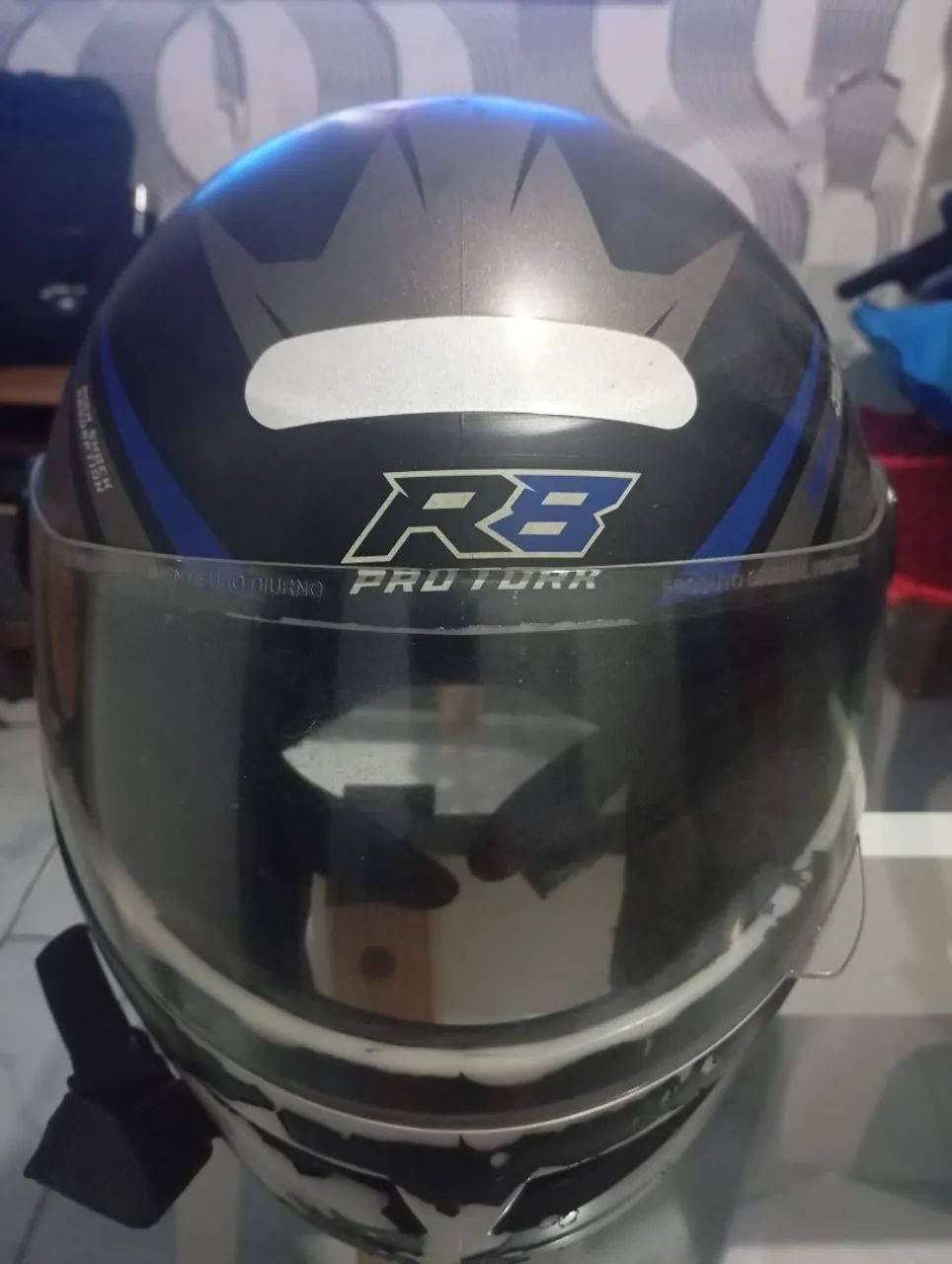 Vendo um capacete R8 pro Tork 