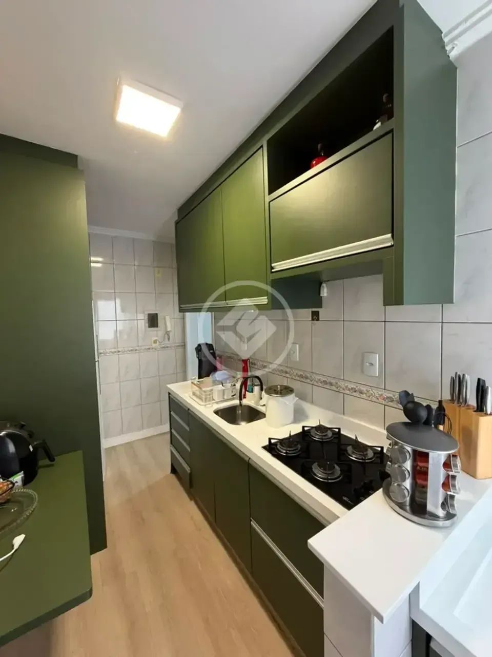 Apartamento de 2 quartos com vaga mobiliado 5 minutos da ponte - Foto 5