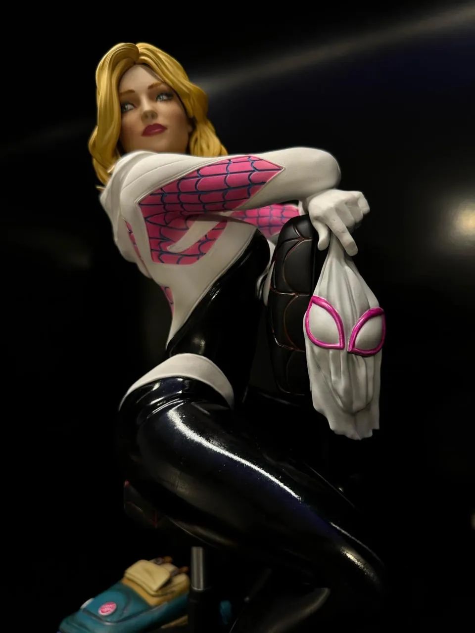 Spider Gwen 1/4 - AMP Studios 