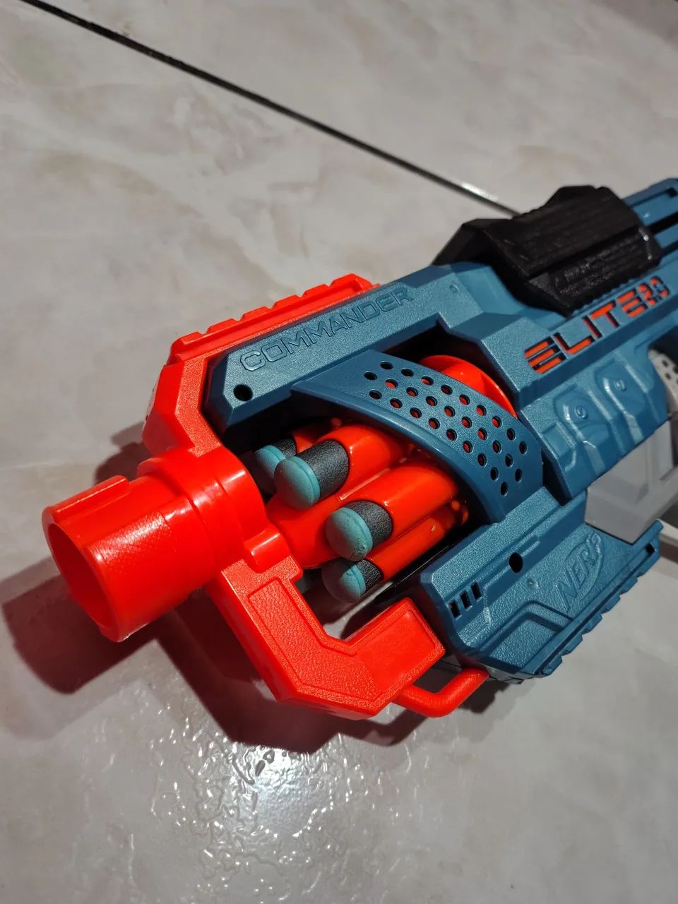 Nerf Elite 2.0 Commander RD-6 + Dardos - Foto 3