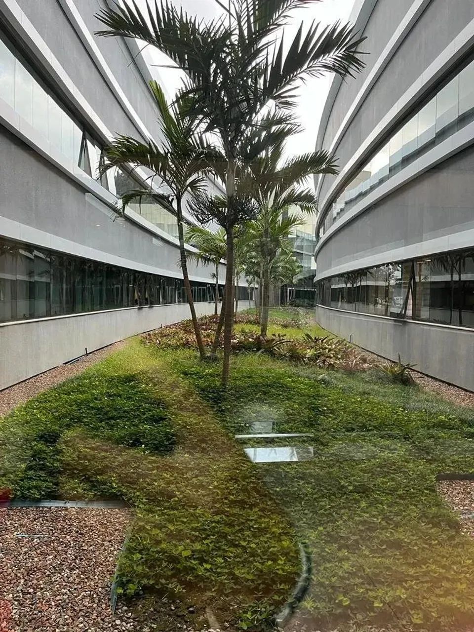 Ótima sala comercial no Square Corporate ,Cacupé , Florianópolis SC. - Foto 3