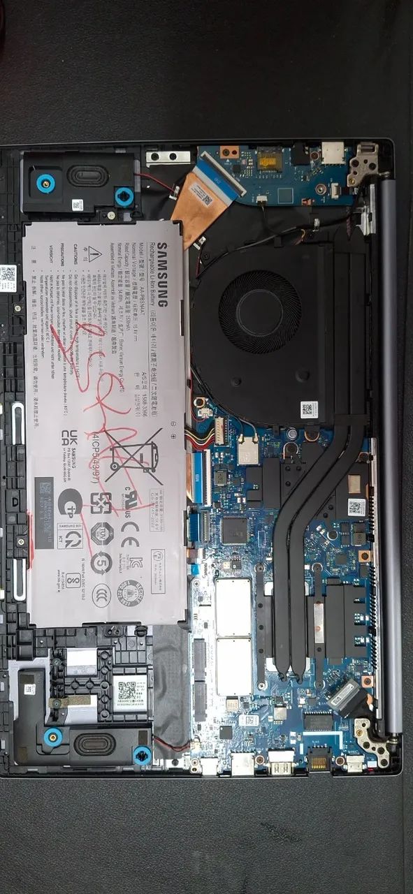 Galaxy Book 4 - Notebook para peças/defeito - Foto 5