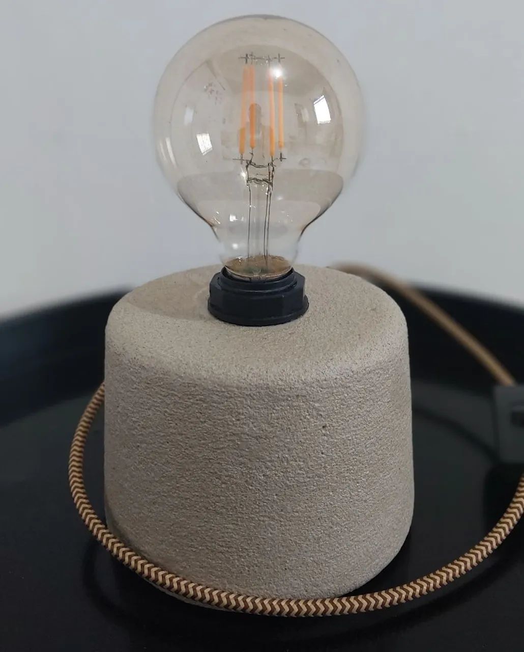 Luminária de Mesa - Concreto sem Lâmpada  - Foto 5
