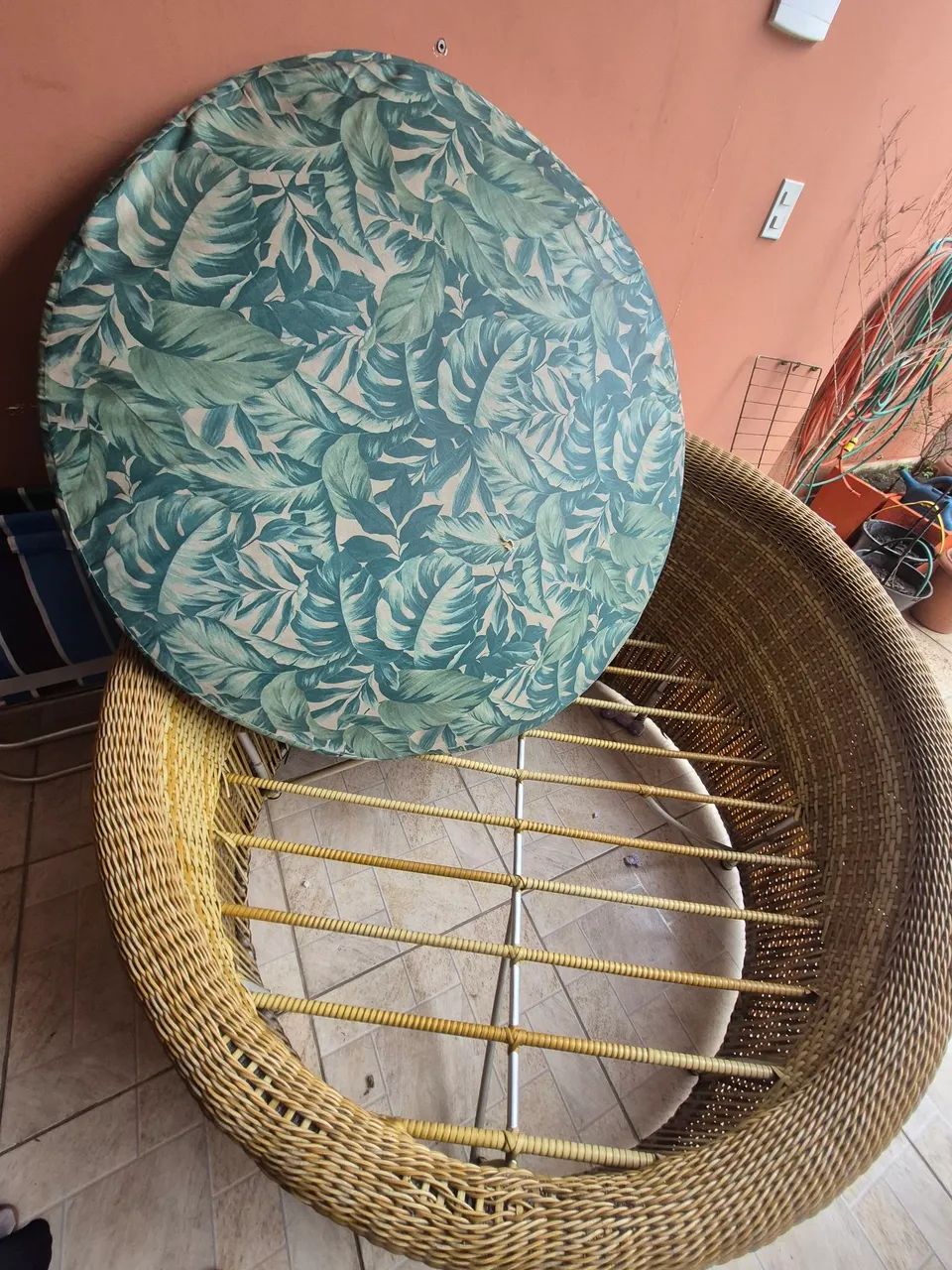 Sofá fibra sintética largura 158, profundidade 160 - Foto 4