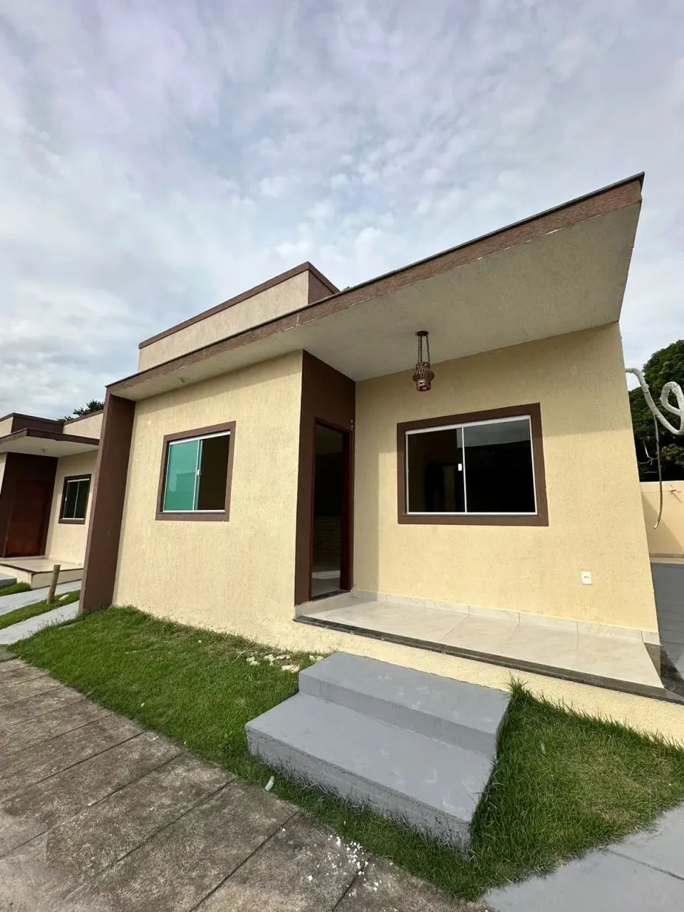 Casa de condomínio a 2 minutos do centro de Bacaxá
