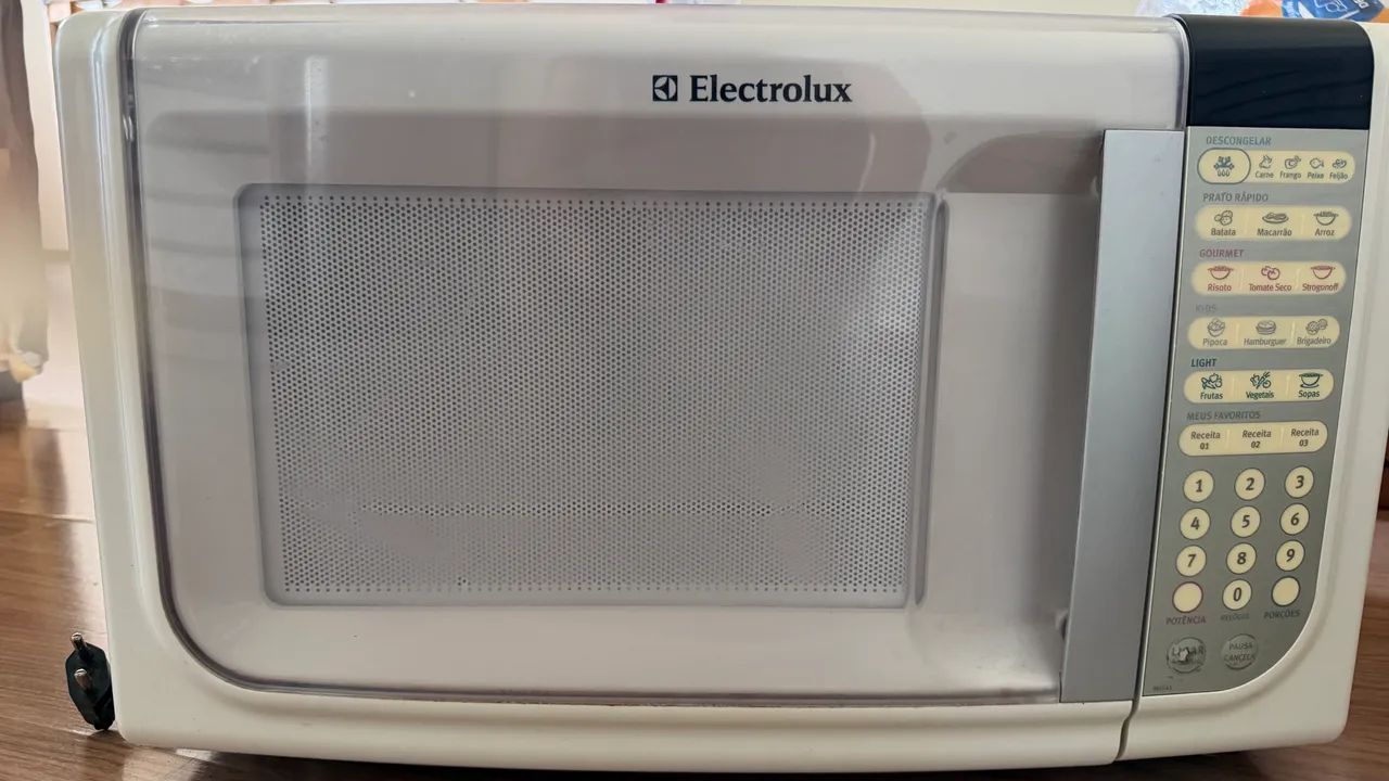 Microondas 31L - Eletrolux 