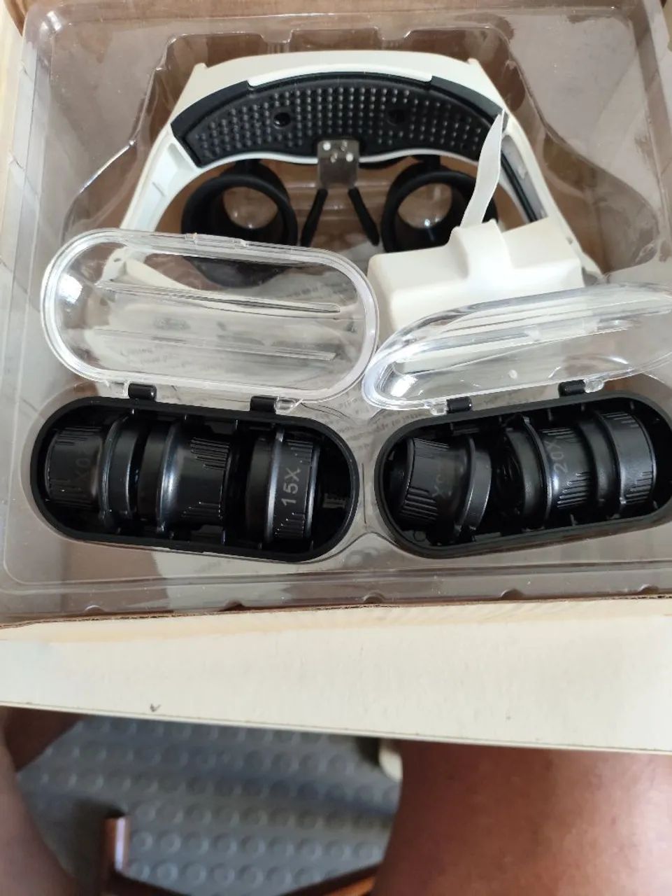 lupa de cabeça com luz LED (modelo 9892G-3A) - Foto 2