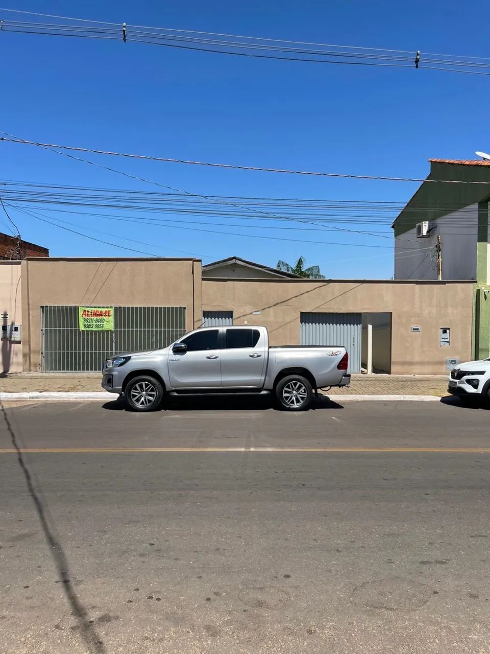 CASA COM PONTO COMERCIAL - ALUGAR