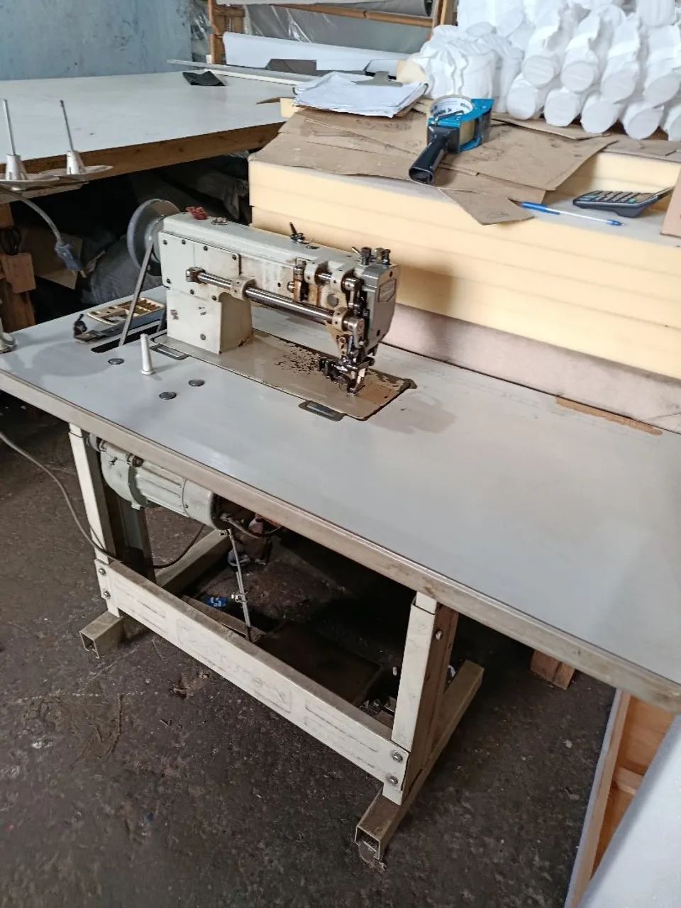 Máquina de costura  - Foto 2