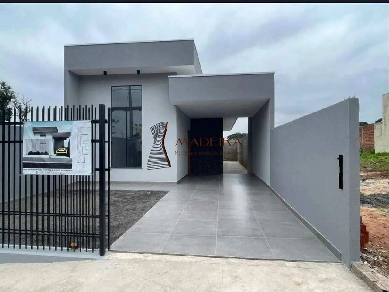 OPORTUNIDADE NO CENTRO DE NOVA ESPERANÇA  CASA NOVA COM EXCELENTE PADRÃO