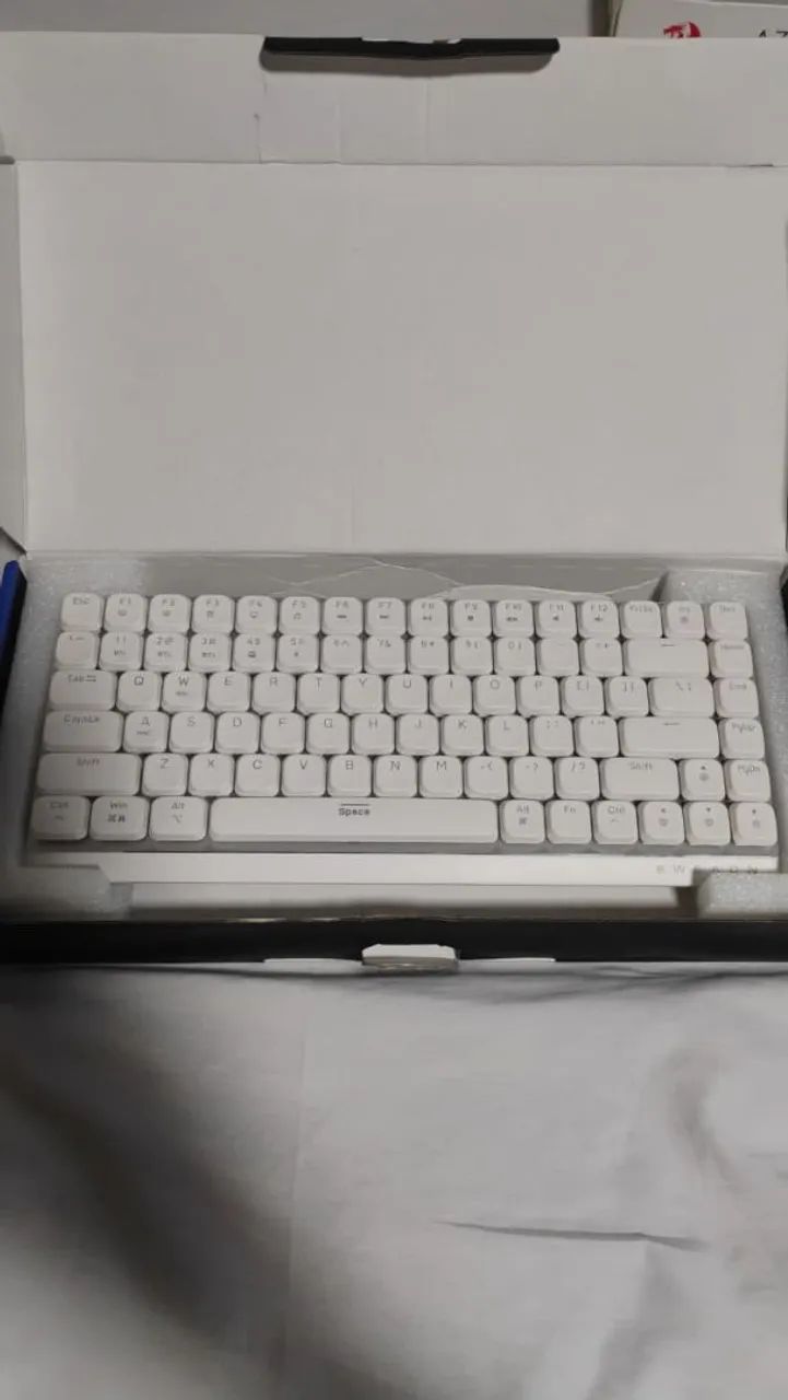 TECLADO MECÂNICO GAMER - EWEADN MK84