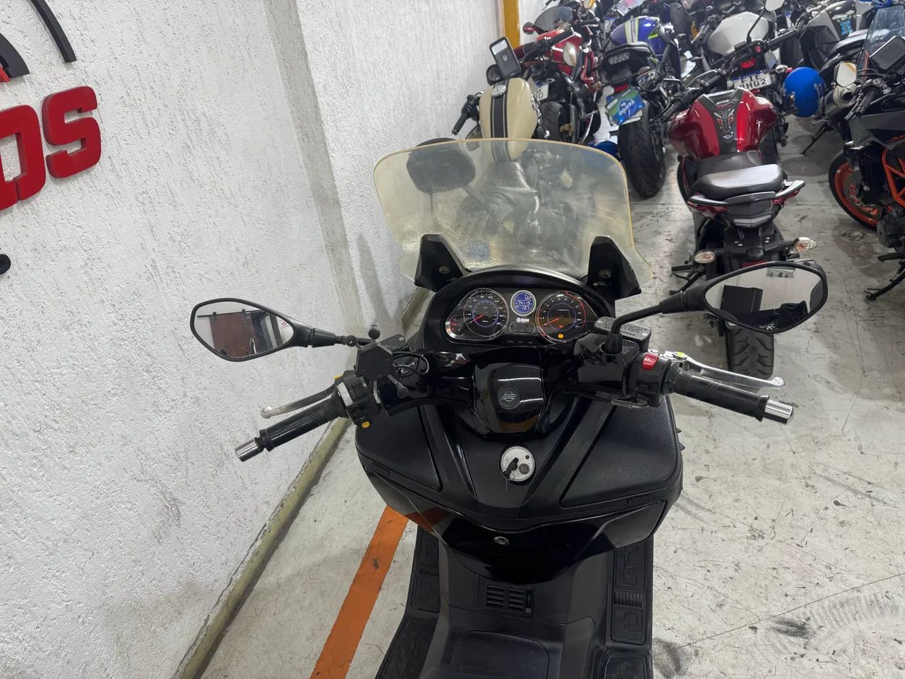 DAFRA MAXSYM 400I 14/15 FINANCIO TROCO 