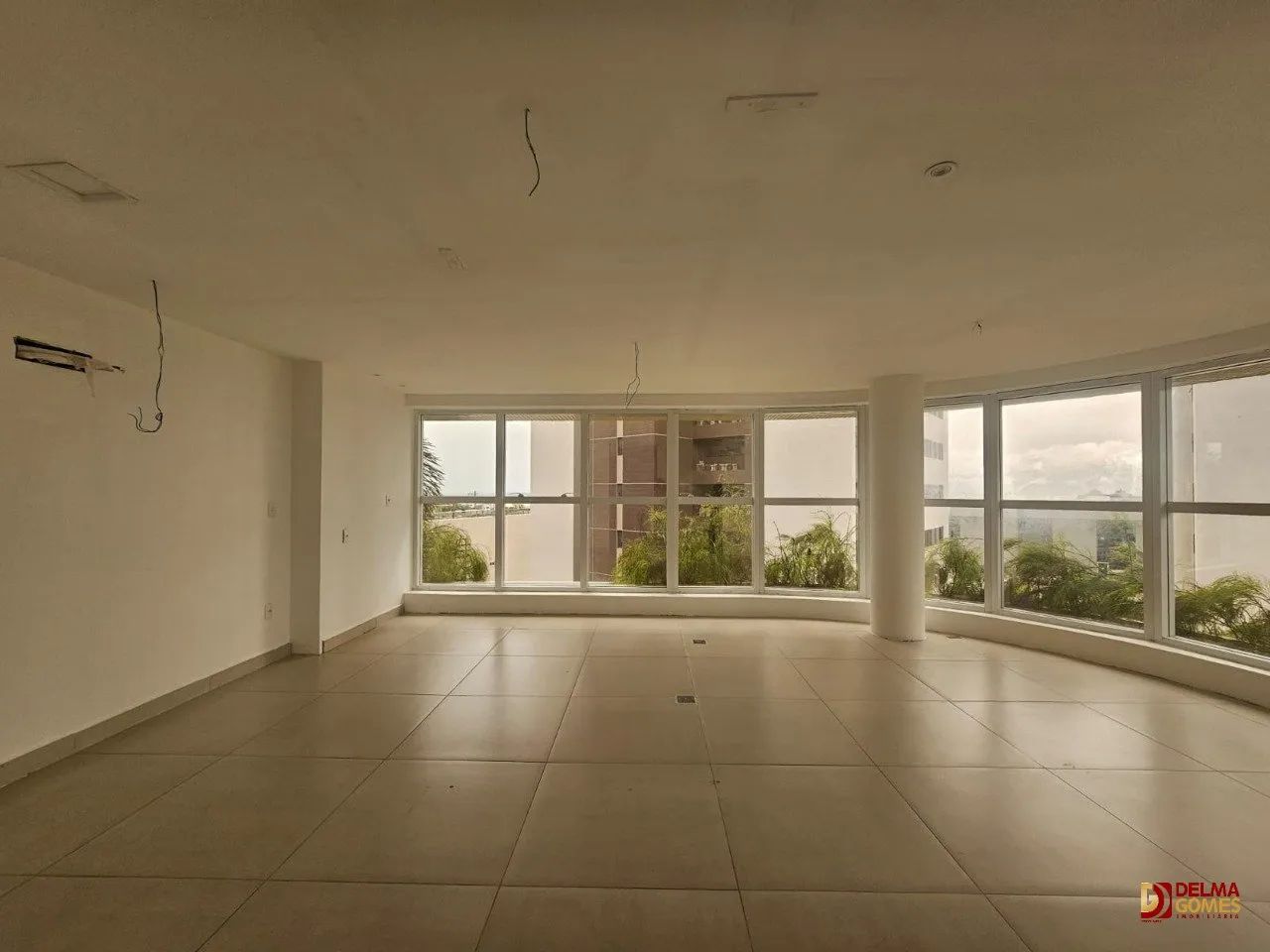 Sala Comercial Moderna com Vista para o Mar - Foto 2