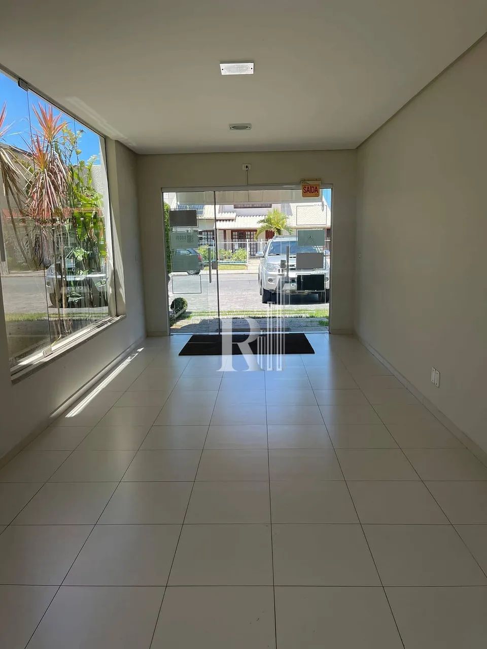 Sala em centro comercial para locação, Centro, Tijucas, SC - Foto 3