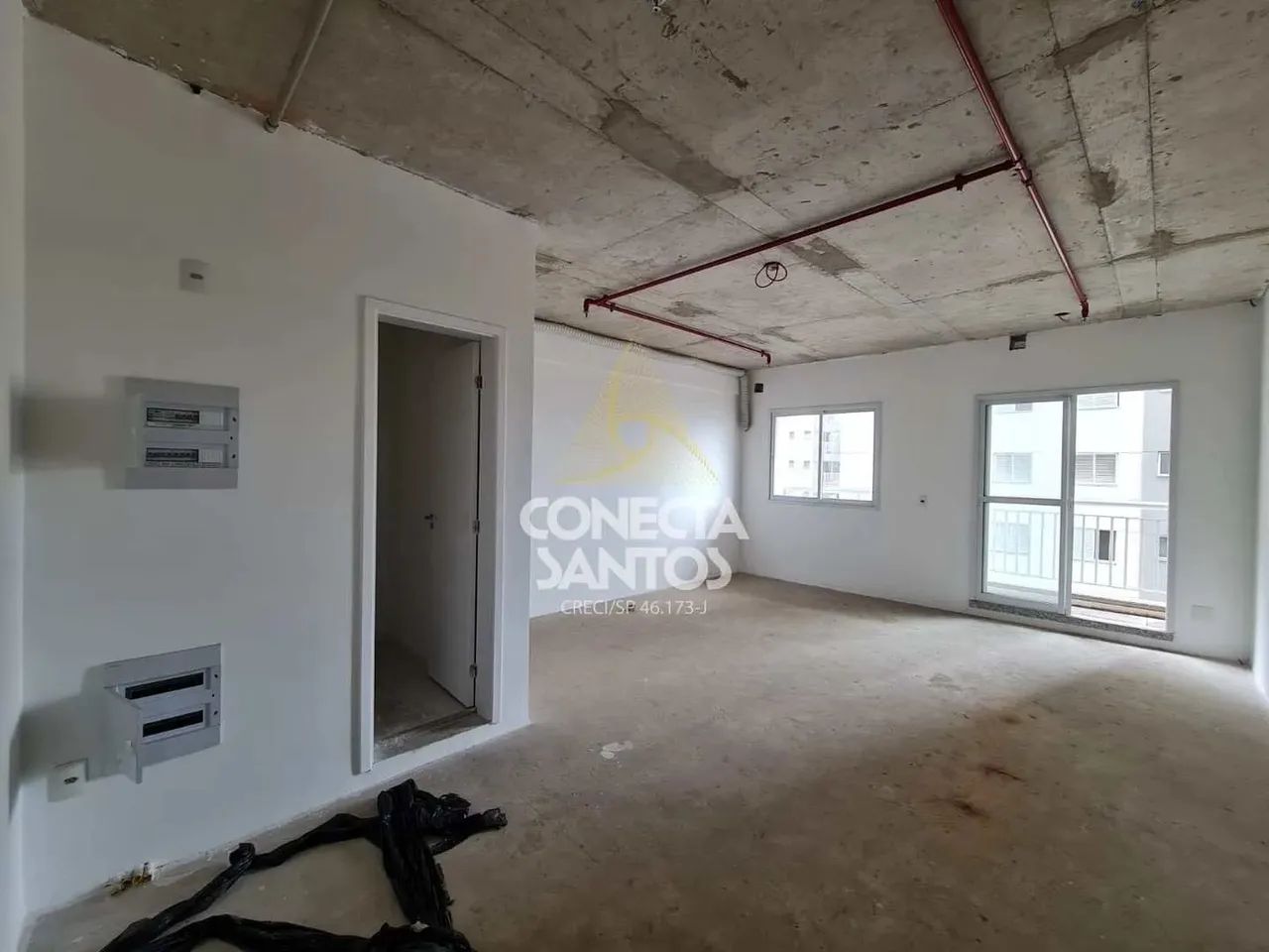 Sala com Lavabo e Sacada em Santos, Cod: 916