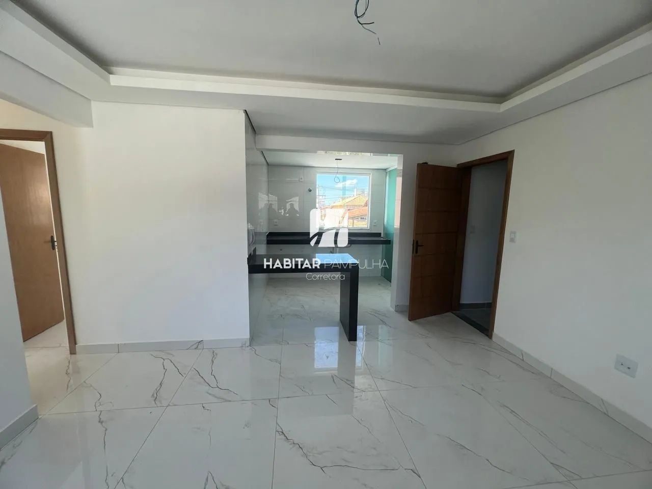 Apartamento com 03 quartos à venda.