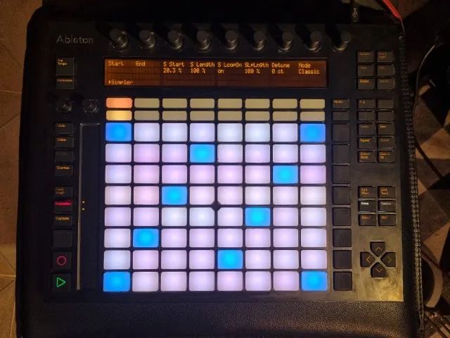 Ableton Push 1 Com Cabo Usb Controlador Midi