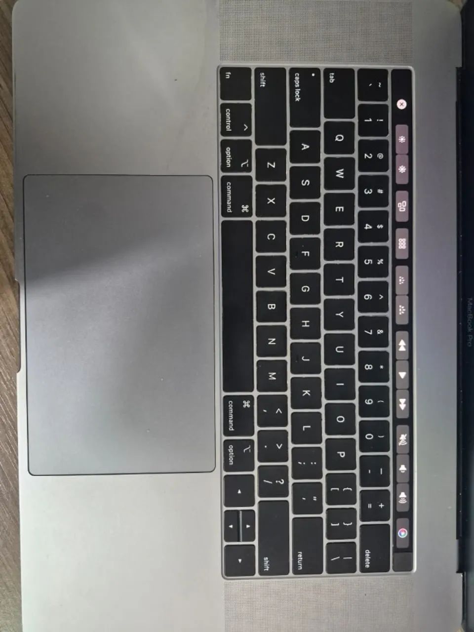 MacBook Pro 15 - 2019 - i7 6-Core | 16GB RAM | Retina - Notebooks