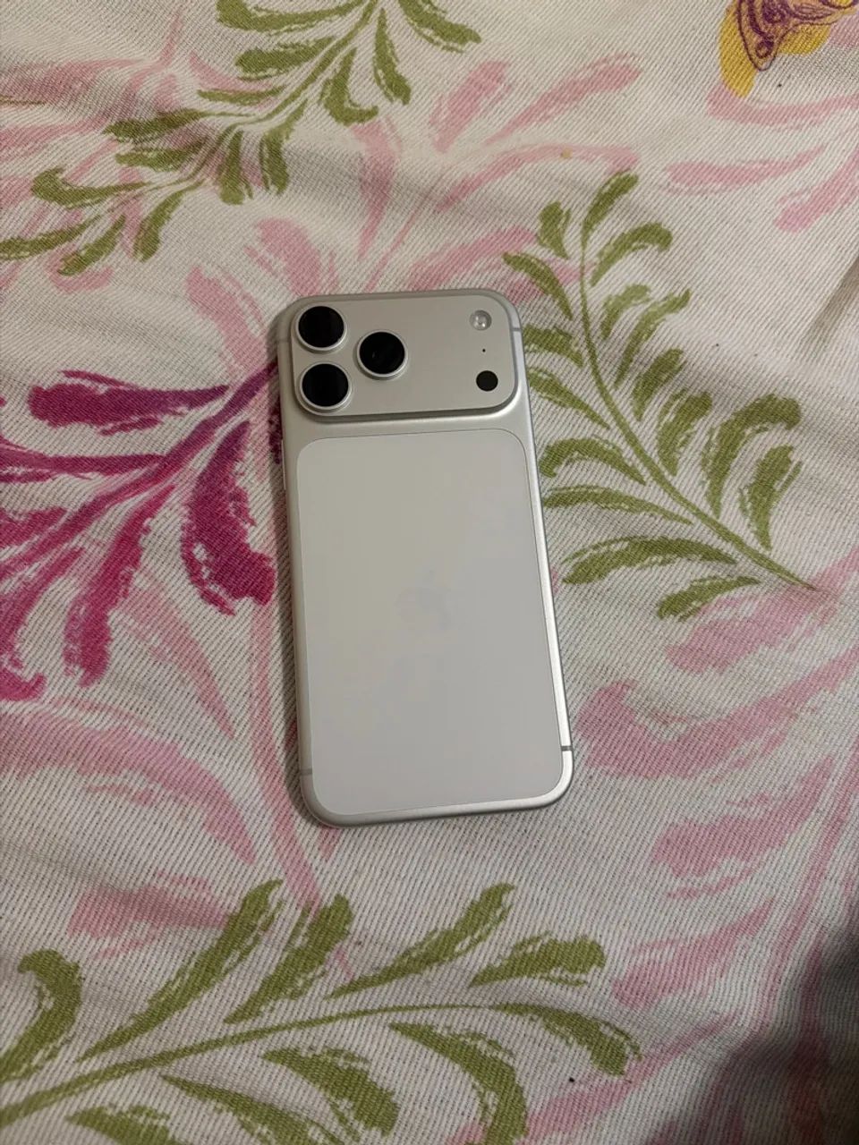 Iphone 17 pro max 1tb silver  - Foto 2