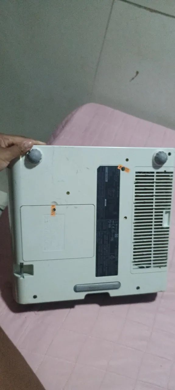 Vendo esse projetor em ótimo estado  - Foto 3