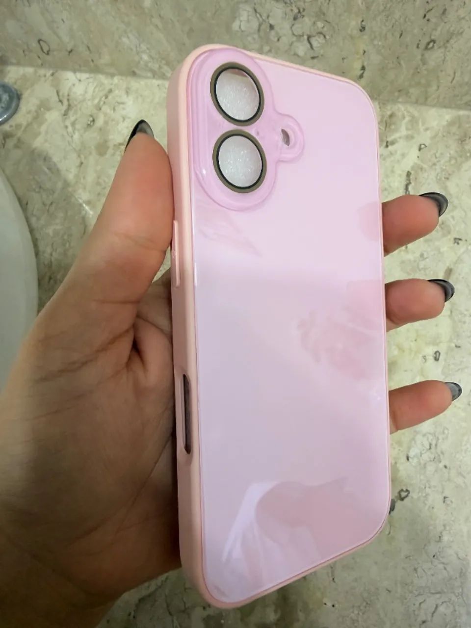 Capinha IPhone 17 rosa espelhada - Foto 3