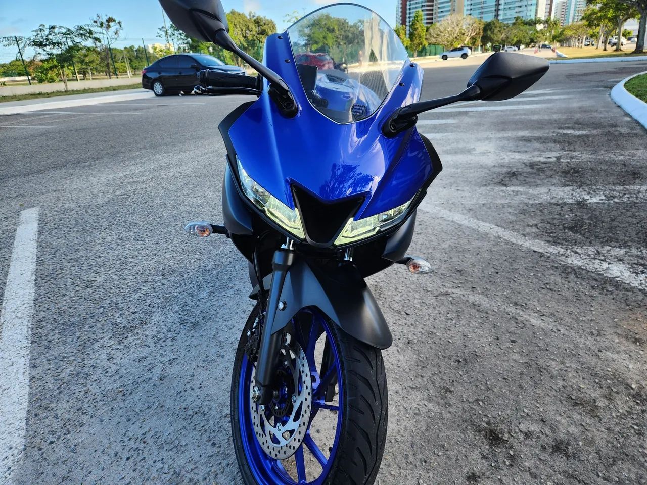 R15 Yamaha 