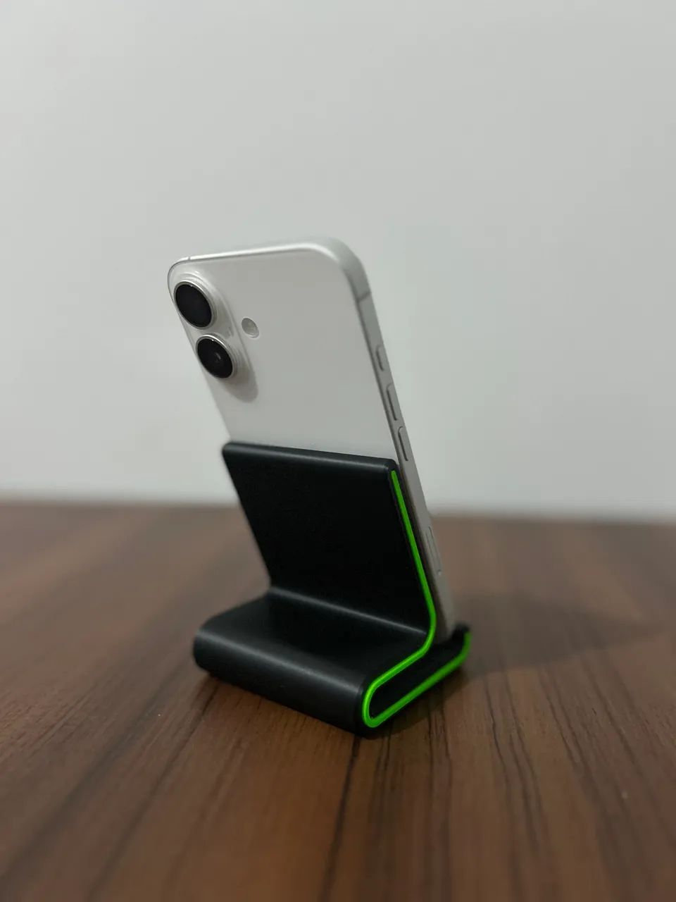 iPhone 16 128gb branco com caixa  - Foto 2