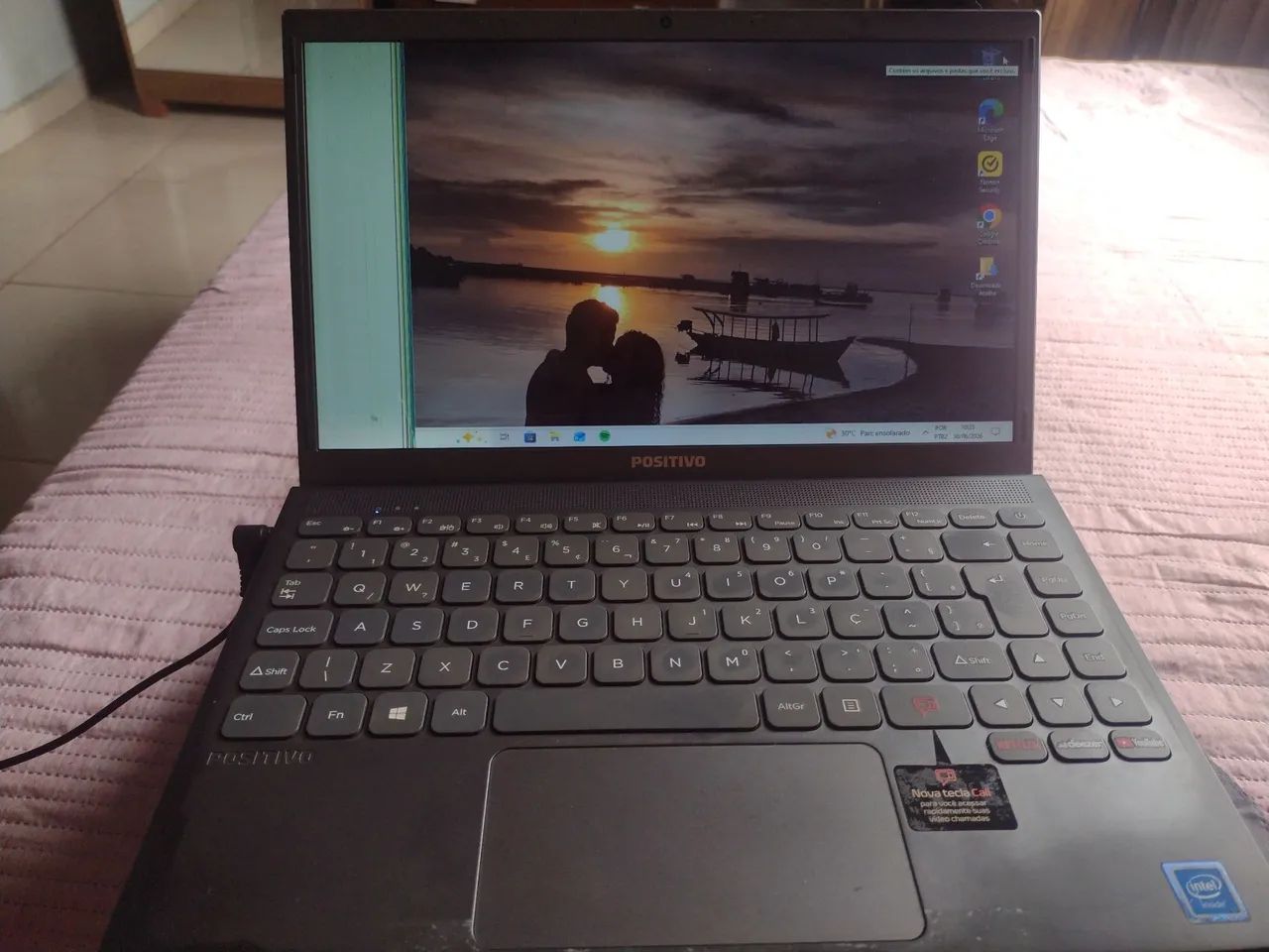 Notebook positivo para retirada de peças 