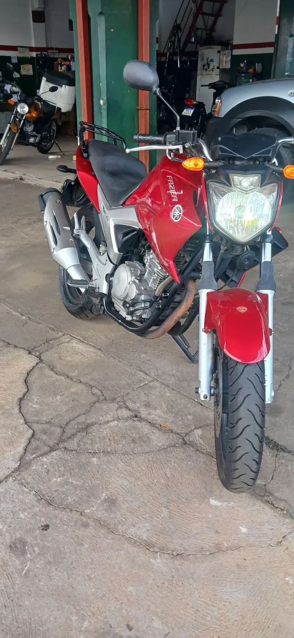 Fazer 250