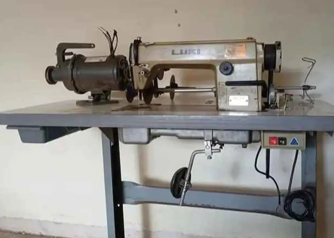 Maquina De Costura 