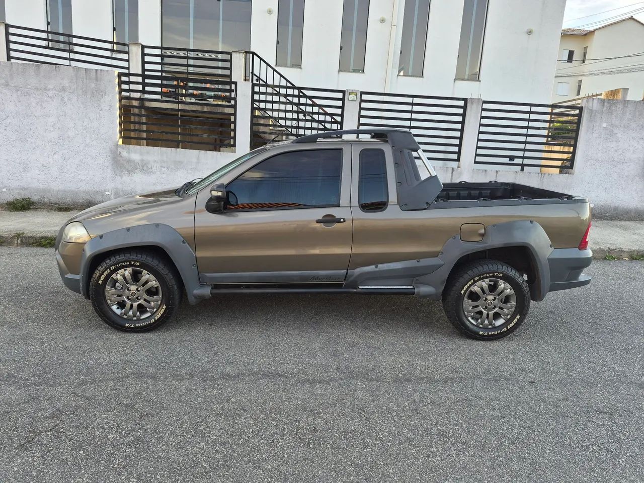 Fiat Strada Strada Adventure 1.8/ 1.8 LOCKER Flex CE 2009