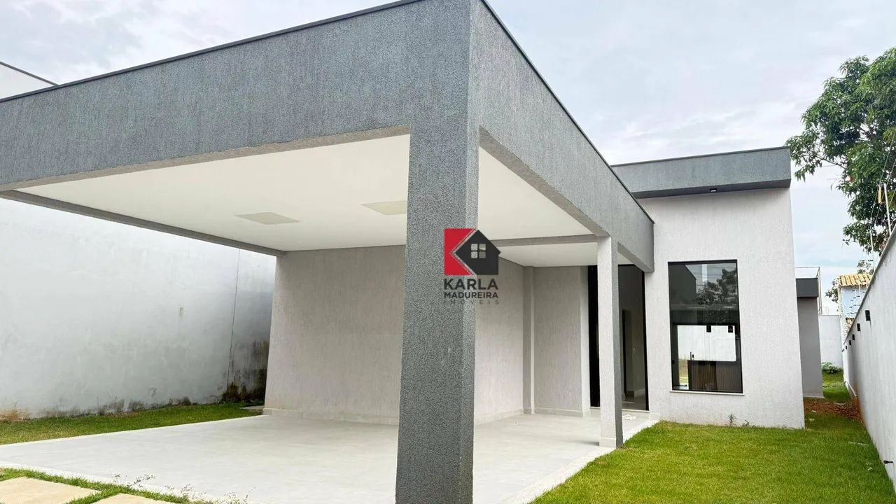 SHALIMAR - CASA 03 QUARTOS, COM PISCINA E LOTE DE 500 M²!