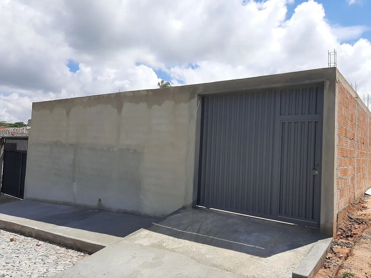 Vendo lote com casa em construção  - Foto 2