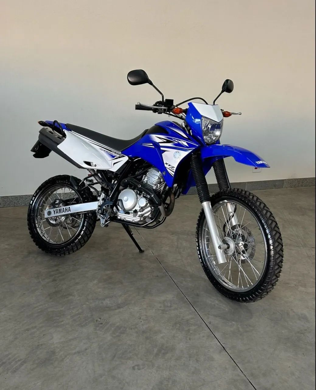 Lander 250 - (2011) EXTRA