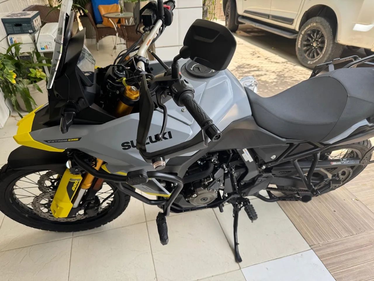 SUZUKI DL 800 V-STROM - Foto 2